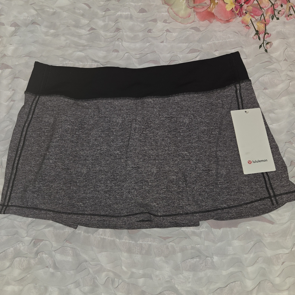 lululemon athletica Black and Gray Skirt